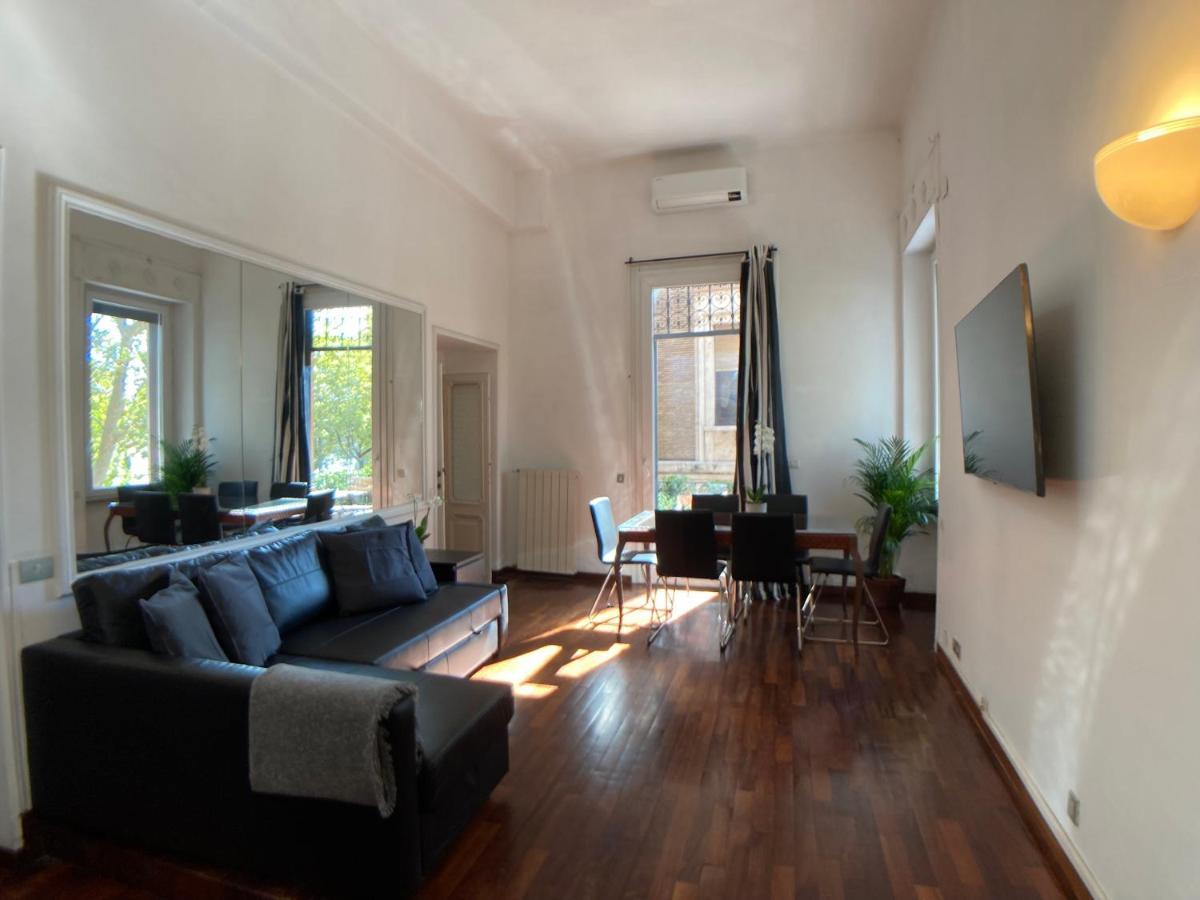 Maison Cloe Near The Spanish Steps Рим Екстер'єр фото